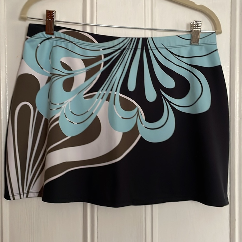 Athleta cover up mini skirt, size Medium
